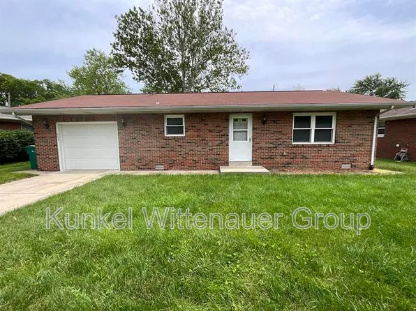 304 S Hilgard St, O'Fallon, IL 62269