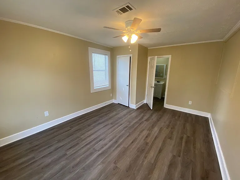 3311 Cherokee Ave — Photo 8
