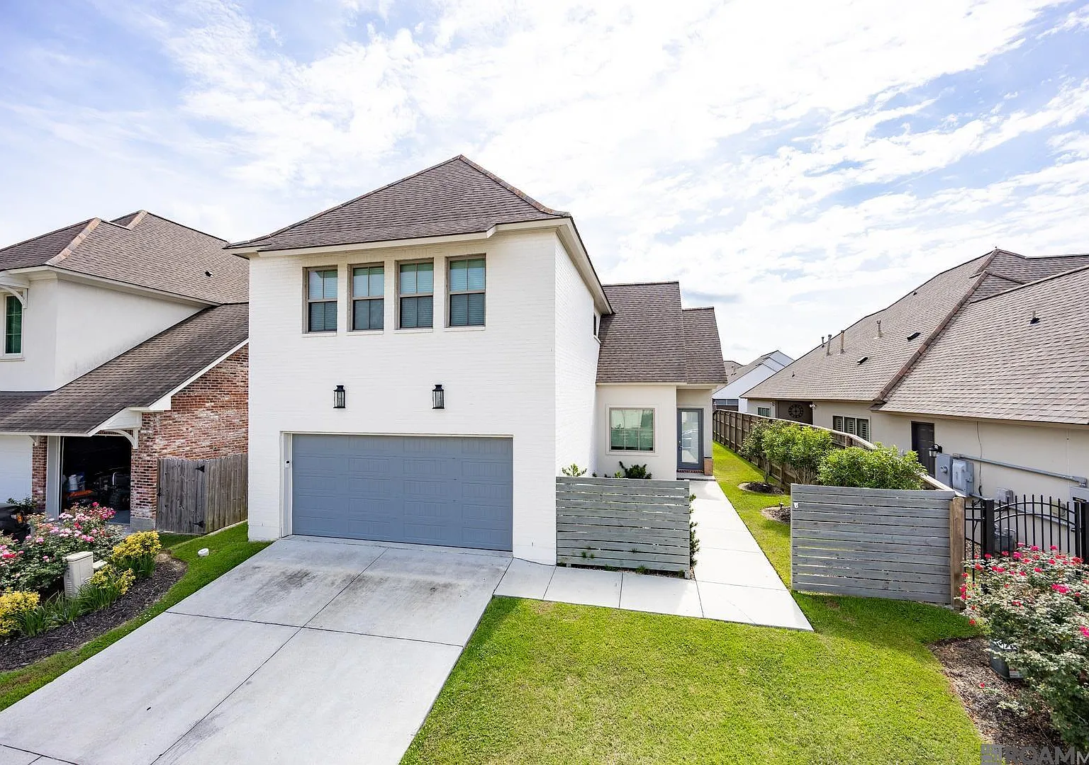 4 bed, 2717 sqft, $3,650 — Photo 1