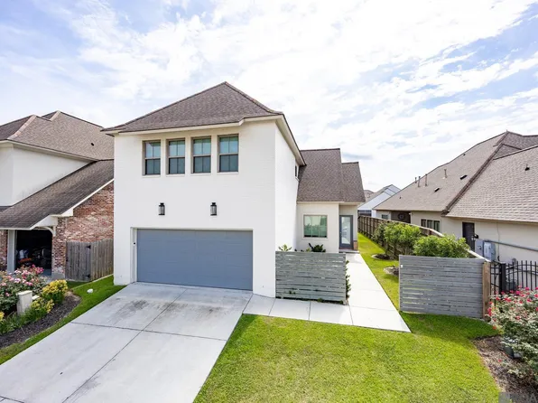 8543 Landau Dr, Baton Rouge, LA 70817