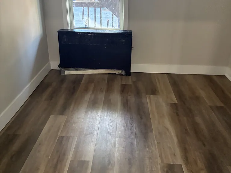 748 Barton St E #1 — Photo 9