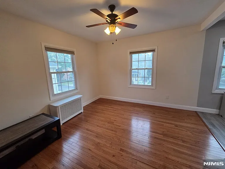 16 Sidney Ave #2 — Photo 5
