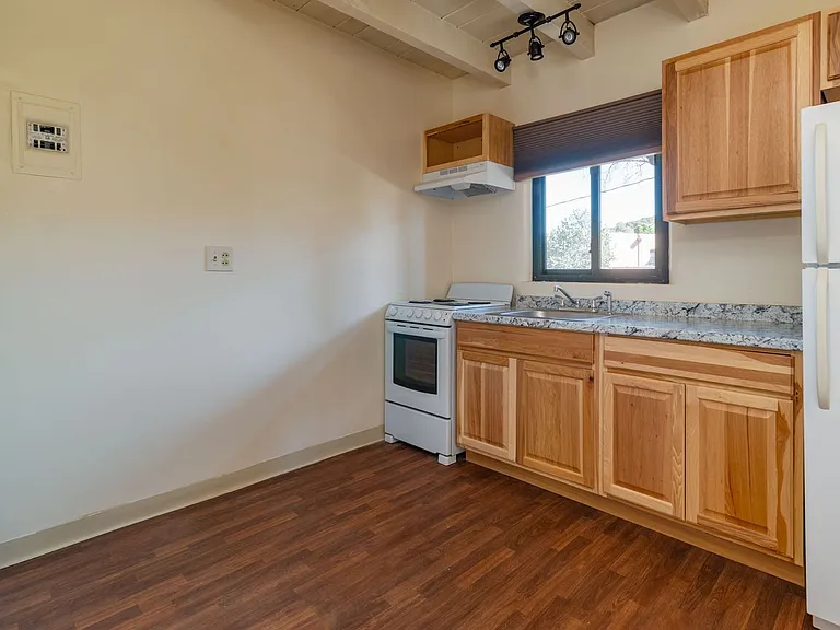 510 Sunset St — Photo 21