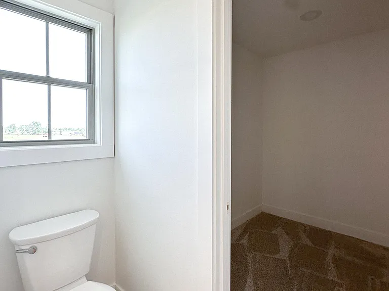 219 Krauss Dr — Photo 13