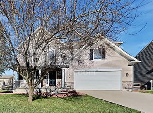 30 Eastridge Dr, Amelia, OH 45102