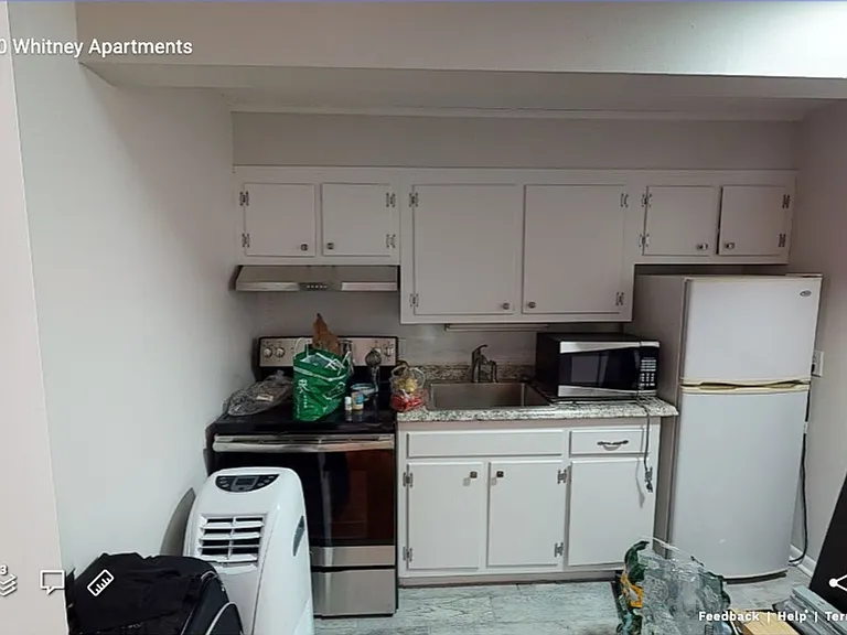550 Whitney Ave #14 — Photo 2