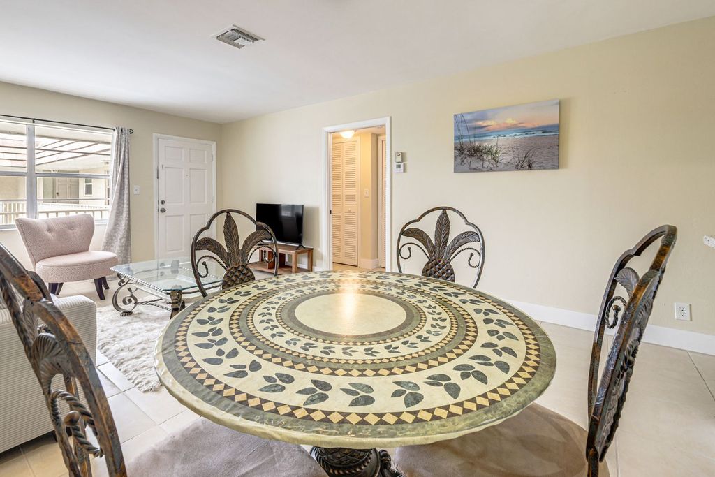 1450 N Riverside Dr Floor 2-ID1580602P, photo 9