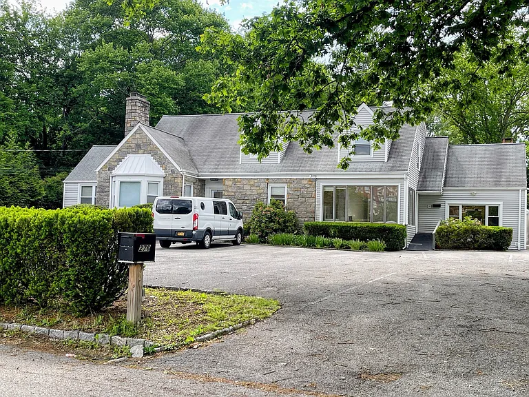 276 High Ridge Rd — Photo 1