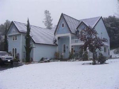 2nd image of 1001 Newcastle Rd