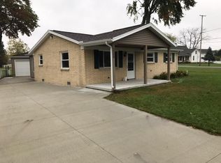 2500 Thunderbird Trl, Lambertville, MI 48144