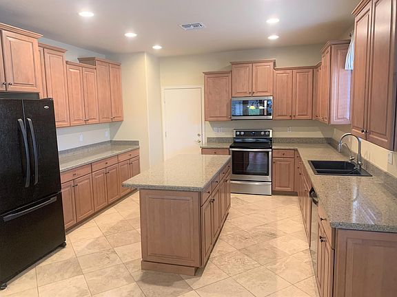 4th image of 18491 E Ashridge Dr