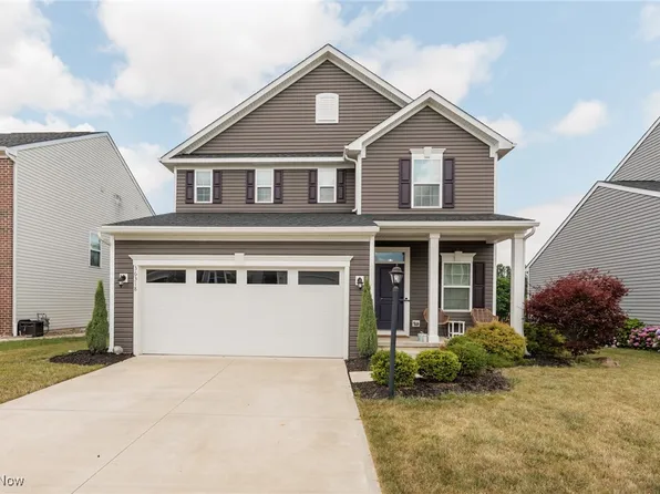 36318 Thornbury St, North Ridgeville, OH 44039