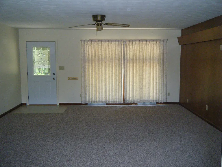 712 Woodside Dr — Photo 6