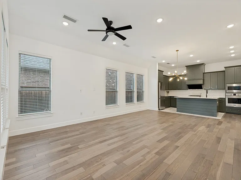 5808 Liberty Hill Dr — Photo 15