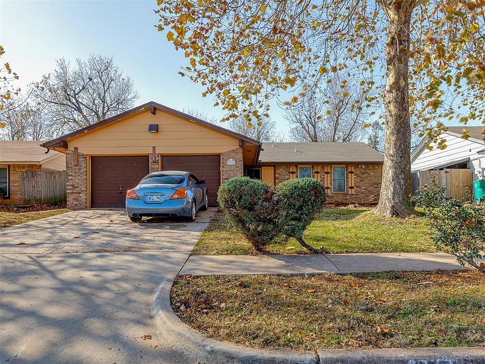 1st image of 3776 SE 48th Pl