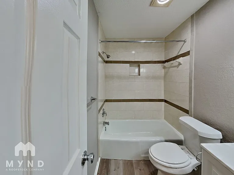 1509 Brook Forest Dr — Photo 17