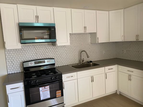 1223 W Avenue H12