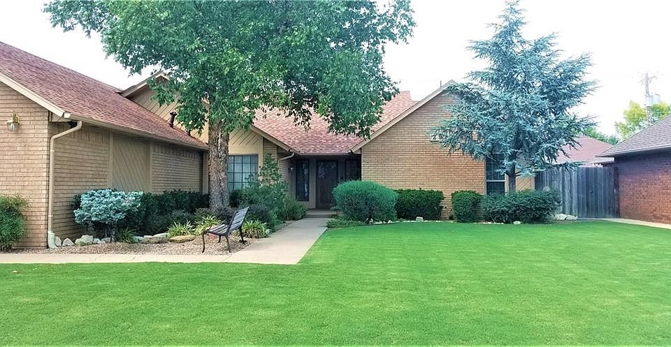 1st image of 2913 SW 127th St