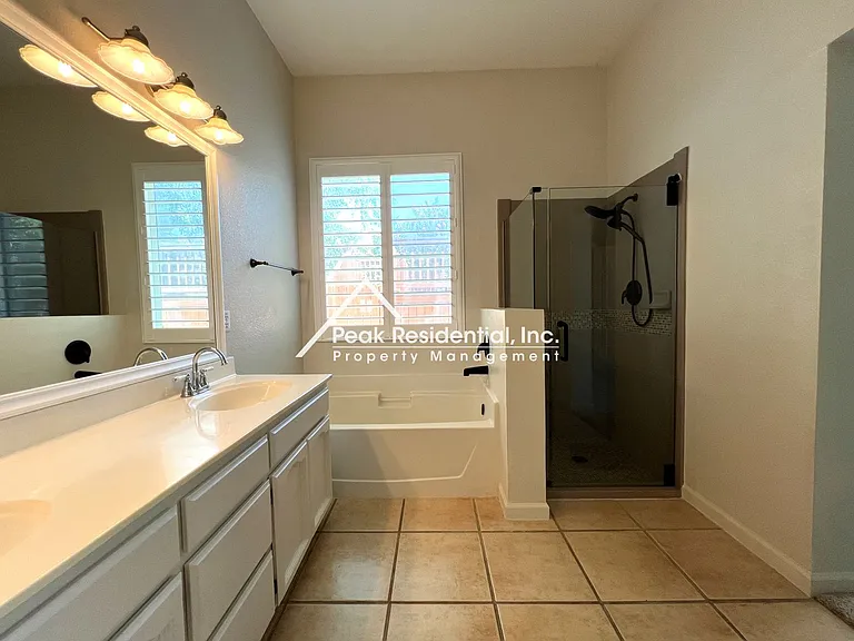 8817 Barn Owl Ct — Photo 20