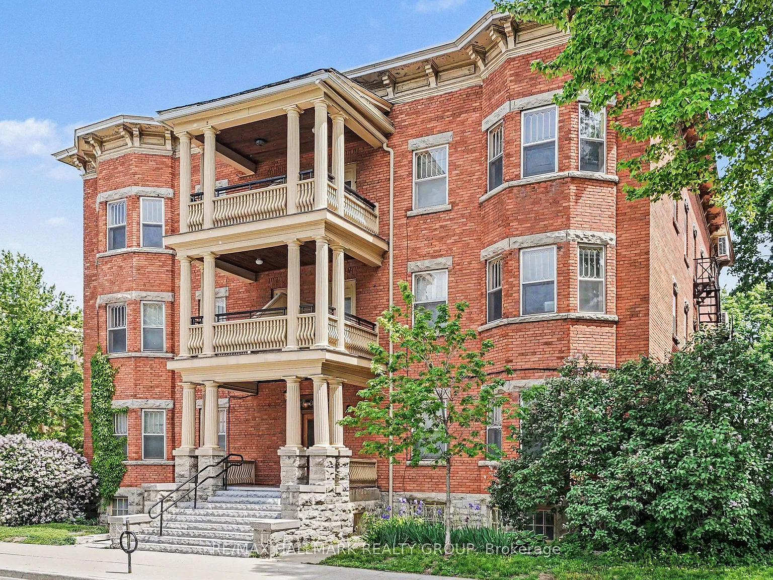 1 bed, $1,900 — Photo 1