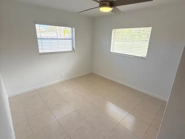 4211 NE 13th Ave E, Fort Lauderdale, FL 33334