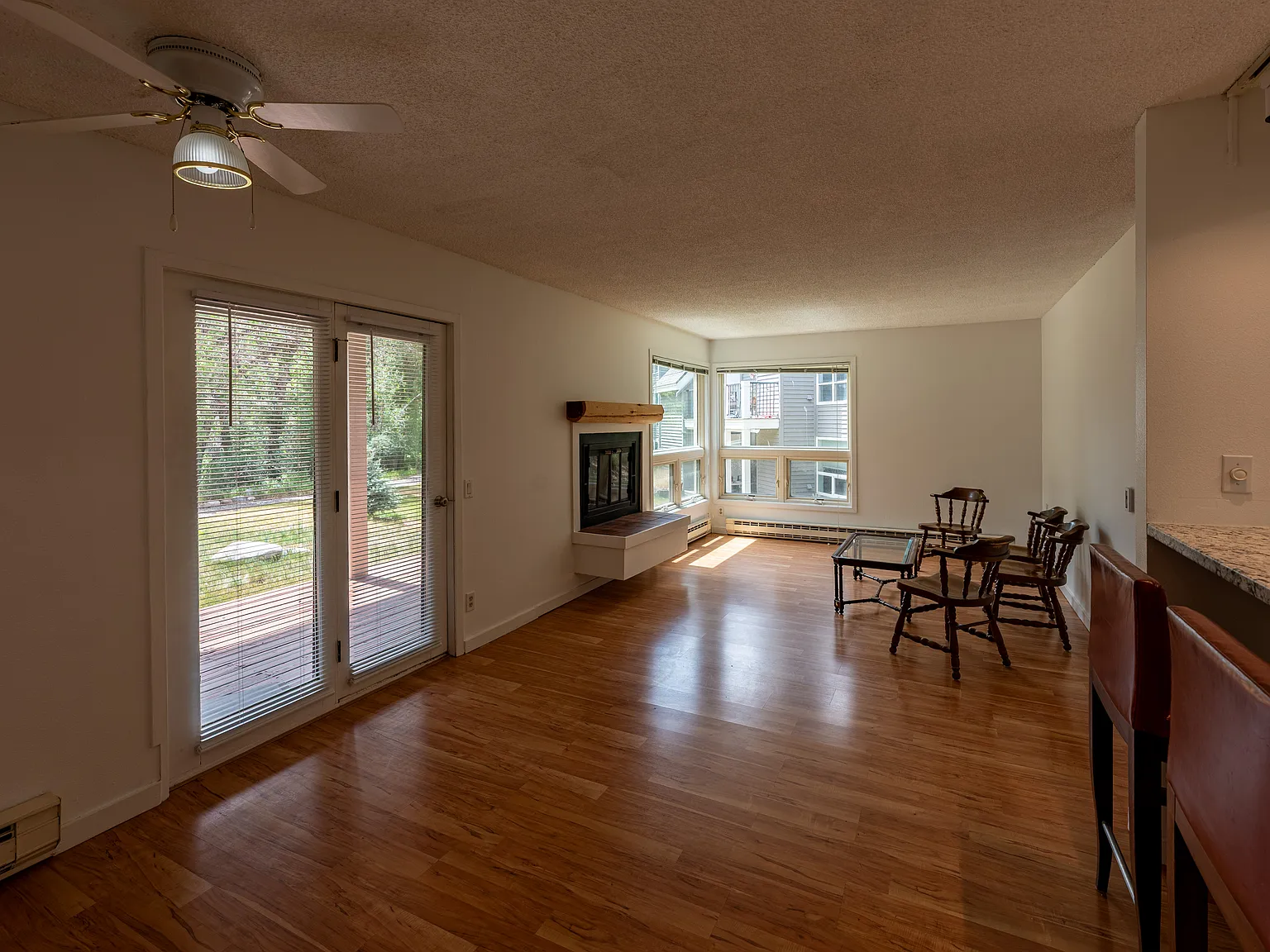 2 bed, $3,400 — Photo 4