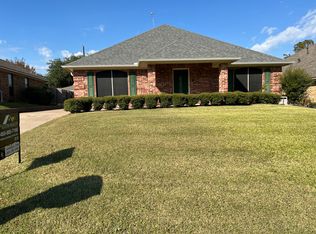 1825 Glenway Dr, Sherman, TX 75092