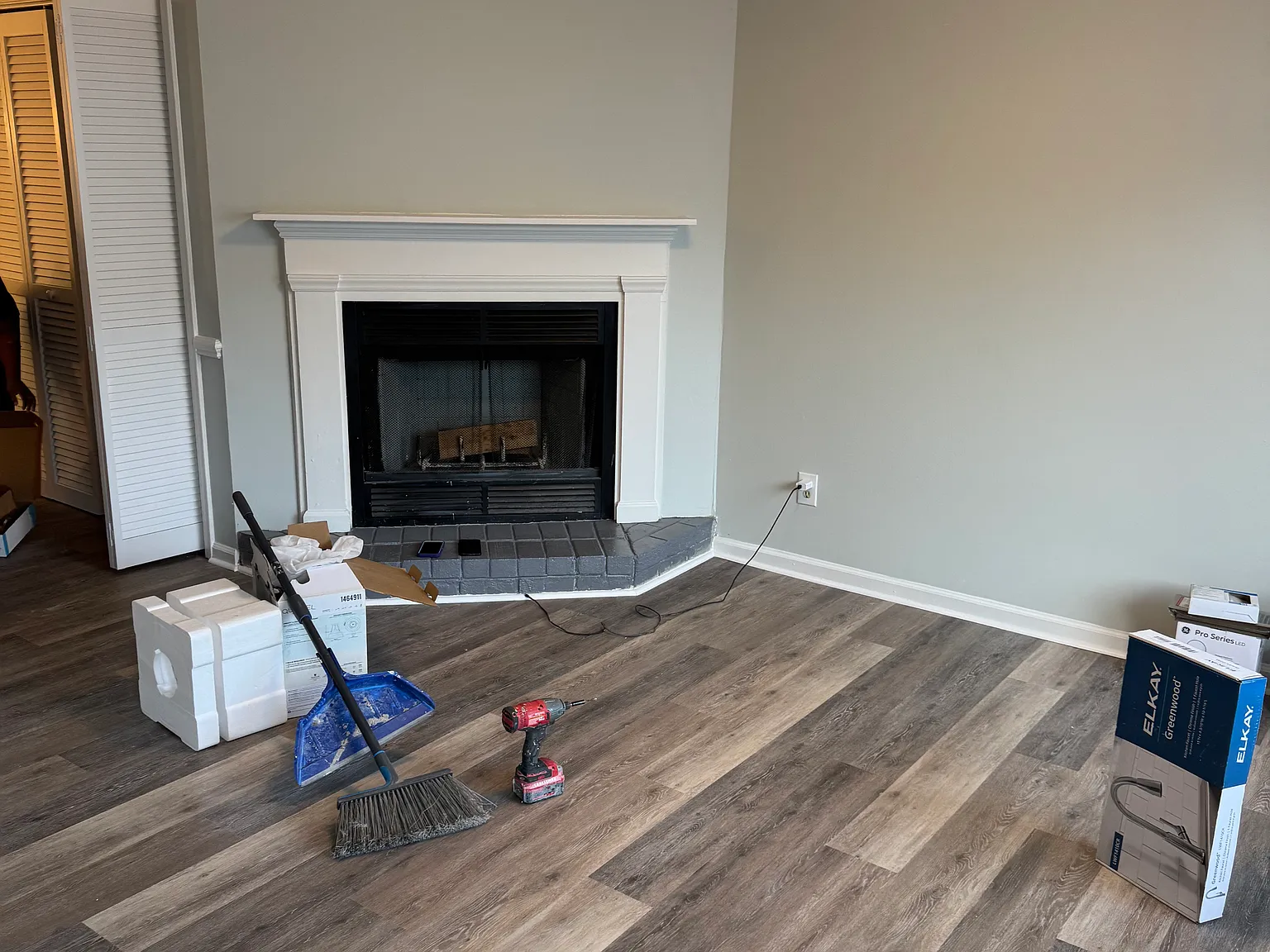 2 bed, 1.5 bath, 1041 sqft, $990 — Photo 1