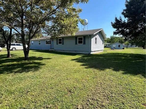 321 N Gas St, Moran, KS 66755
