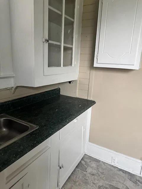 3 bed, 1701 sqft, $1,100 — Photo 4
