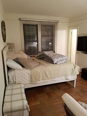 Rented by Allen Harris, LREB | media 18