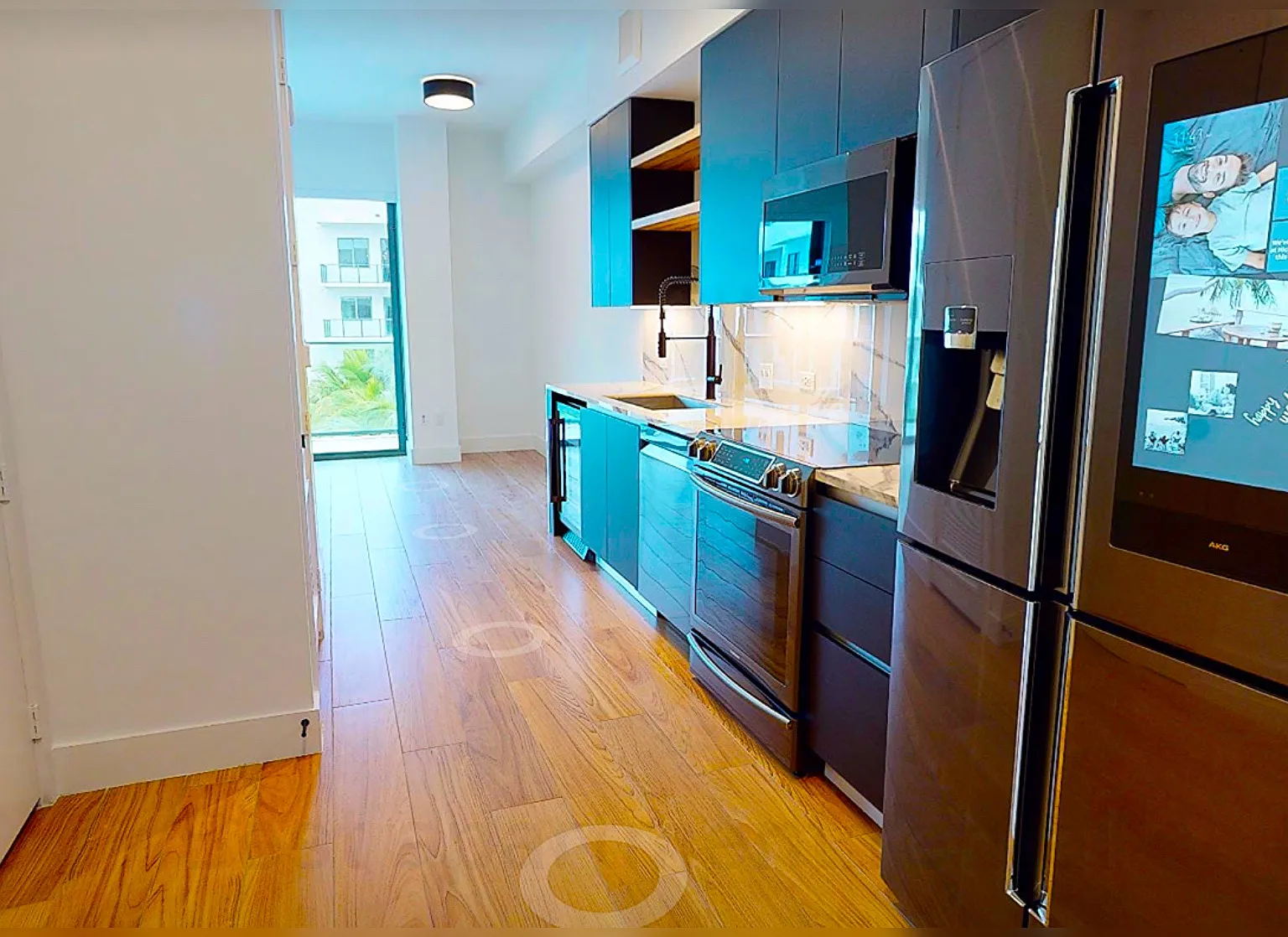 1 bed, 799 sqft, $3,308 — Photo 1