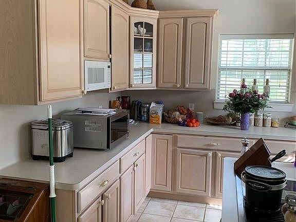 3rd image of 11803 Brownwood Dr