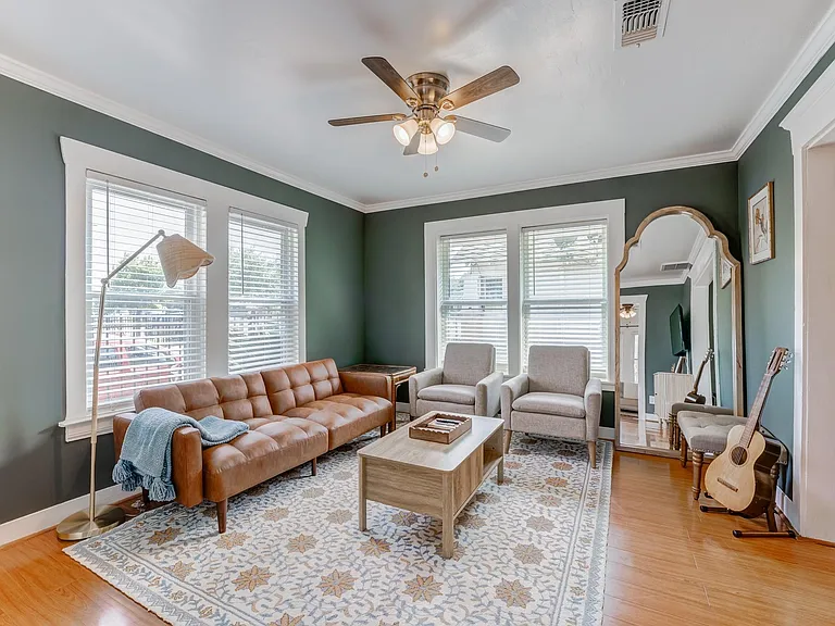 1115 Morris St — Photo 4