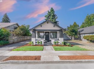 1078 Young St, Woodburn, OR 97071