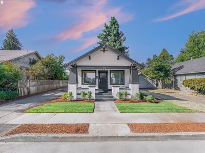 1078 Young St, Woodburn, OR, 97071