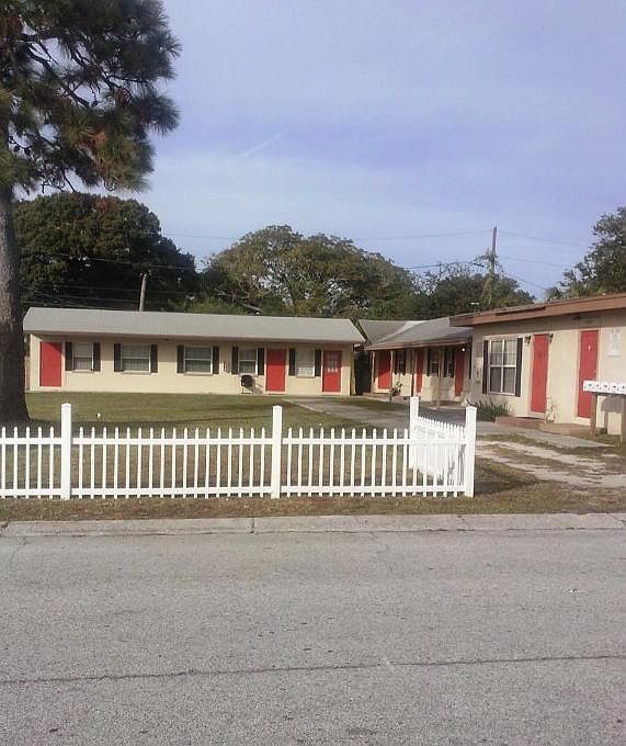 1st image of 1450 Franklin St APT 2
