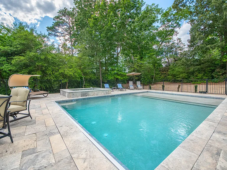 Pool.