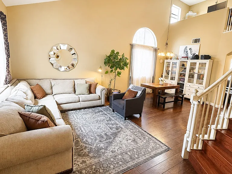 1421 Carneros Valley St — Photo 3
