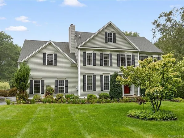 28 Teaberry Court, Haddam, CT 06441