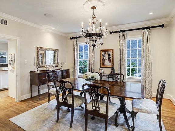 2nd image of 2123 Dunstan Rd