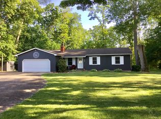 17657 Scott Ln, Three Rivers, MI 49093