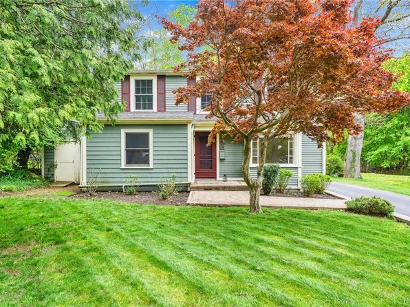 61 Broad Rock Rd, South Kingstown, RI 02879