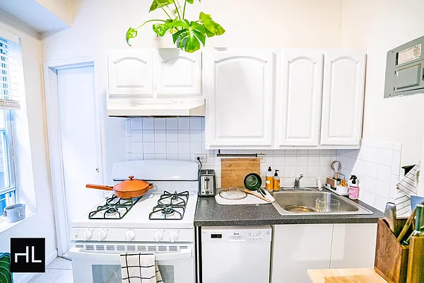 Rented by Highline Residential | media 7