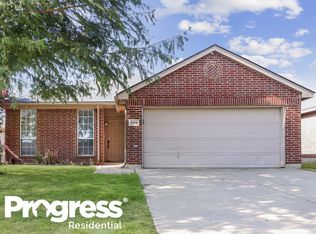 4304 Bent Oaks Dr, Arlington, TX 76001