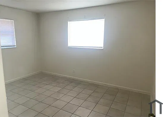 2 bed, 900 sqft, $1,850 — Photo 3