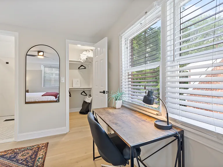 4225 E West Hwy — Photo 17