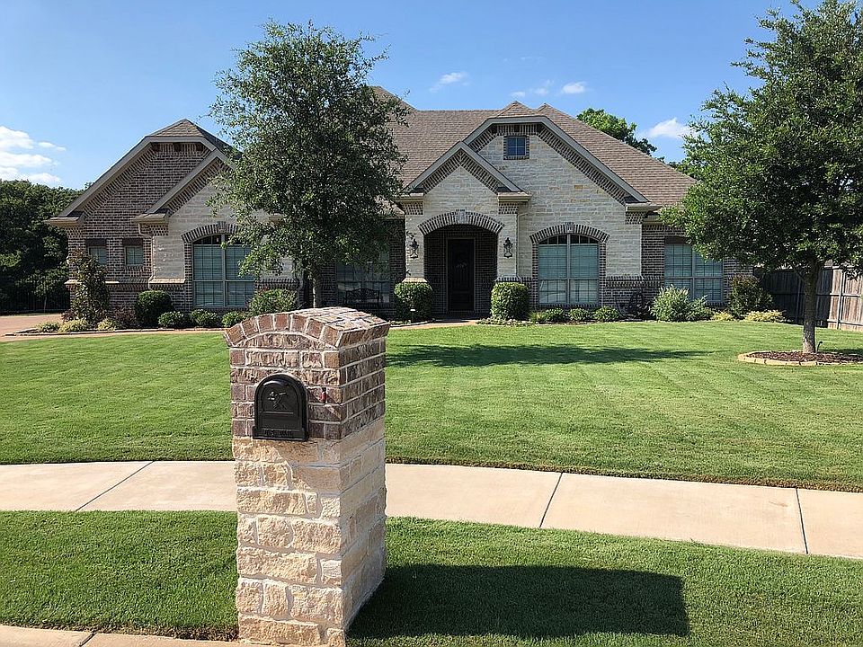 2303 Blanco Court