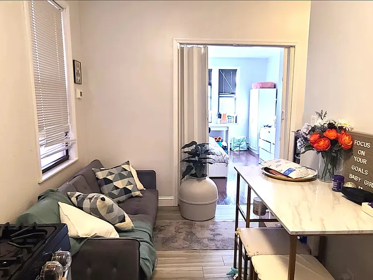 34-39 9th St #1F — Photo 4