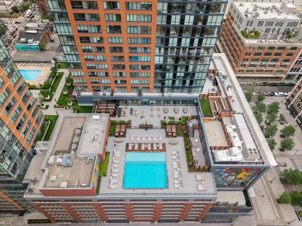 155 Bay Street image 41 of 44